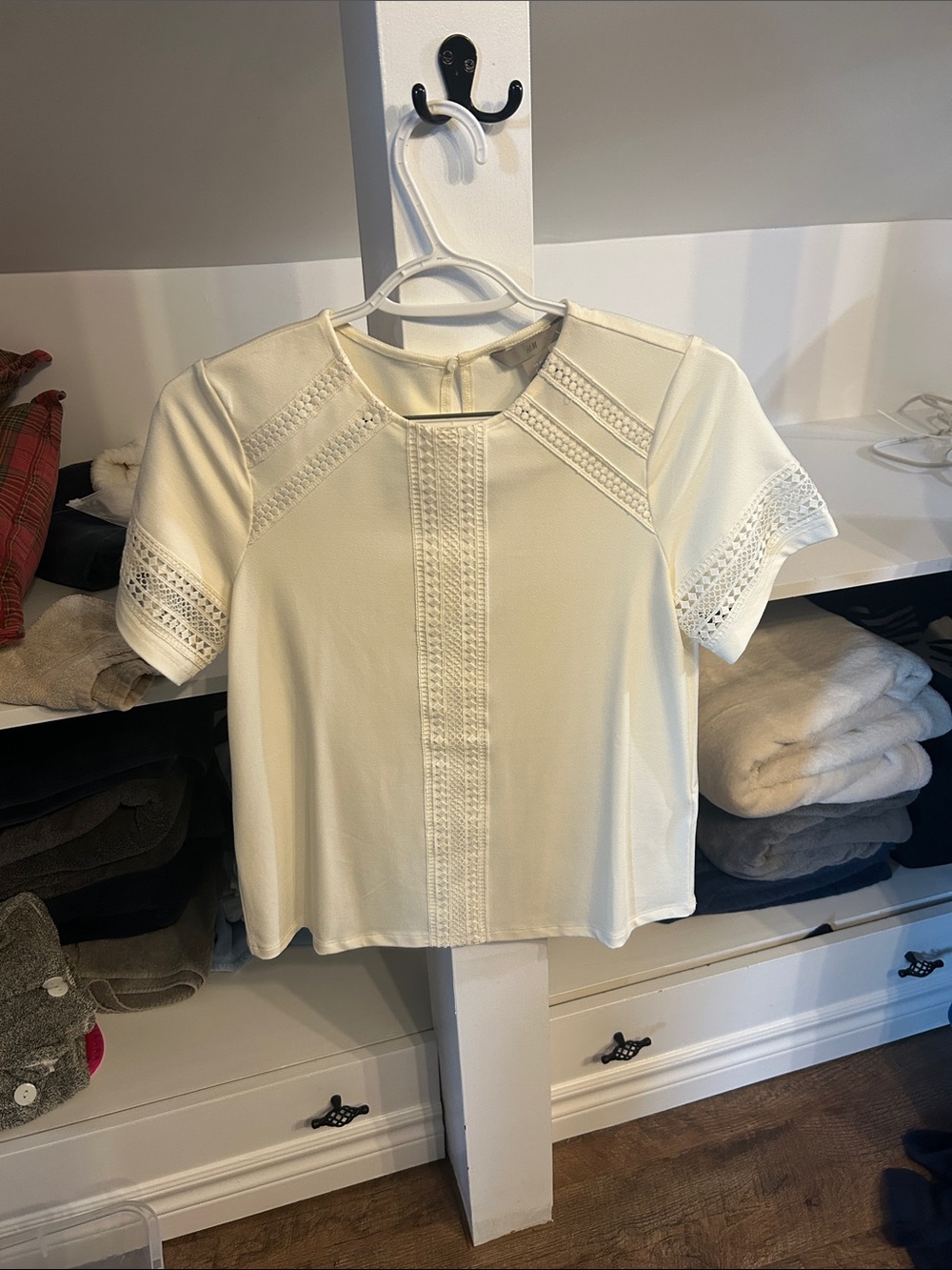 H&M Cream Short Sleeve Lace Trim Blouse